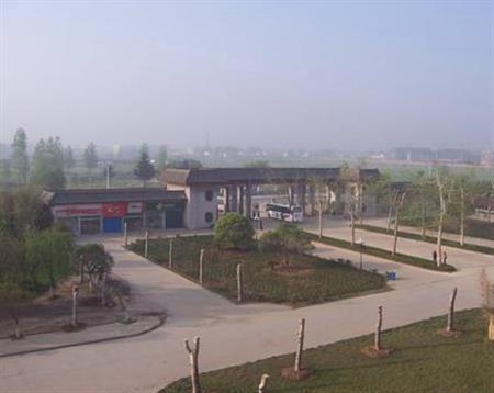 黃淮學(xué)院校園圖片_大學(xué)圖片3