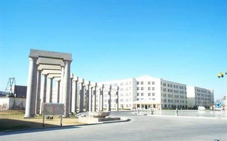 北京經(jīng)濟(jì)技術(shù)職業(yè)學(xué)院校園圖片_大學(xué)圖片3
