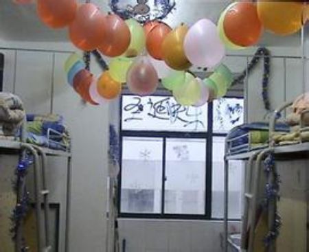 江西工業(yè)貿(mào)易職業(yè)技術(shù)學(xué)院宿舍圖片_寢室圖片12