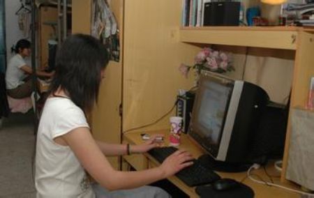 贛西科技職業(yè)學(xué)院宿舍圖片_寢室圖片14