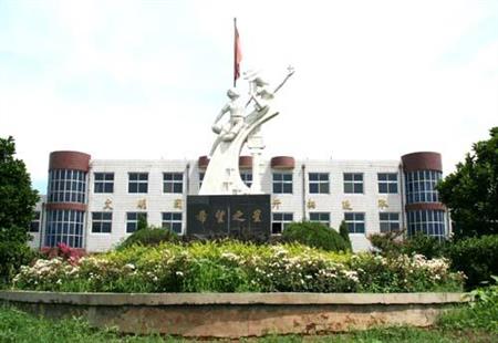 贛西科技職業(yè)學院校園圖片_大學圖片4