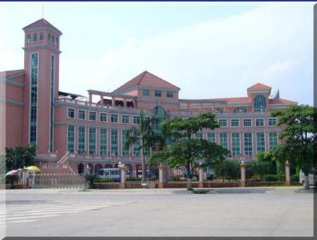 廣東行政職業(yè)學(xué)院校園圖片_大學(xué)圖片3