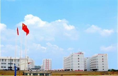 長江工程職業(yè)技術(shù)學(xué)院校園圖片_大學(xué)圖片2