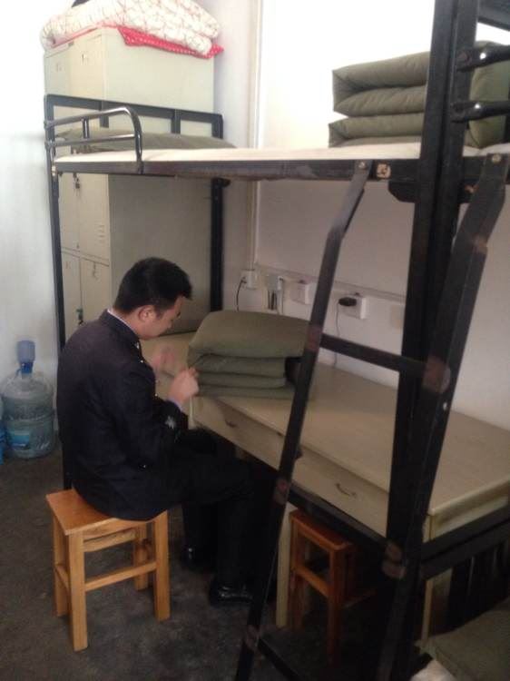 武漢警官職業(yè)學(xué)院宿舍圖片_寢室圖片12