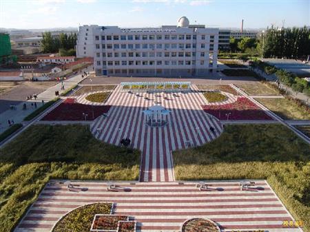 赤峰學(xué)院校園圖片_大學(xué)圖片4