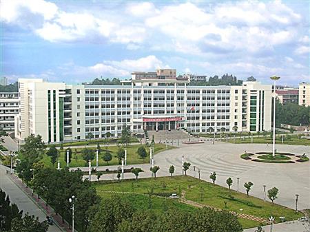湖南人文科技學(xué)院校園圖片_大學(xué)圖片3