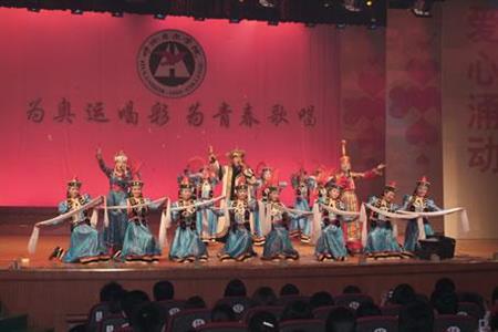 呼倫貝爾學院校園圖片_大學圖片3