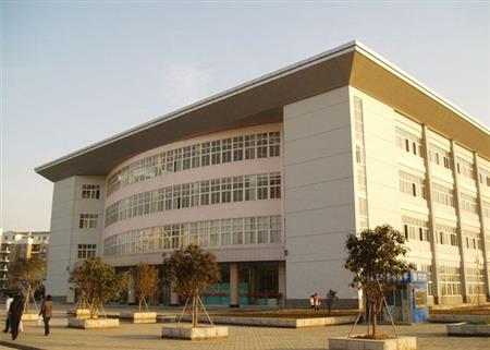 武漢工業(yè)職業(yè)技術(shù)學(xué)院圖片