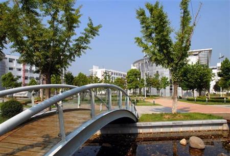 蘇州工業(yè)職業(yè)技術(shù)學(xué)院校園圖片_大學(xué)圖片7