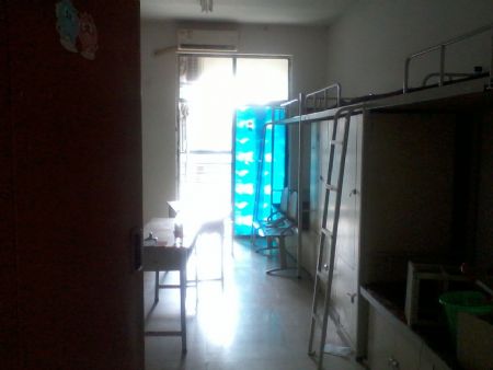 重慶電子工程職業(yè)學(xué)院宿舍圖片_寢室圖片12