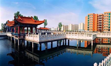 南陽醫(yī)學(xué)高等專科學(xué)校校園圖片_大學(xué)圖片2