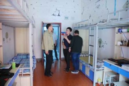 重慶能源職業(yè)學(xué)院宿舍圖片_寢室圖片12