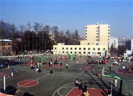貴州師范學(xué)院校園圖片_大學(xué)圖片2