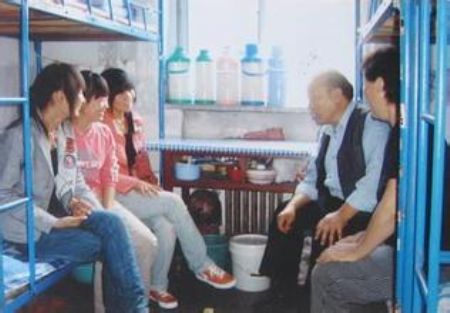 山西運(yùn)城農(nóng)業(yè)職業(yè)技術(shù)學(xué)院宿舍圖片_寢室圖片3