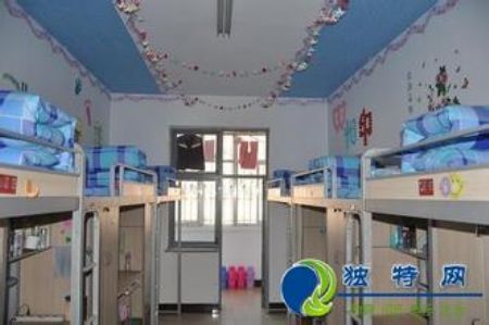山西大學(xué)商務(wù)學(xué)院宿舍圖片_寢室圖片5
