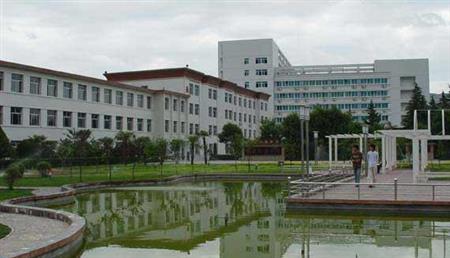甘肅林業(yè)職業(yè)技術(shù)學(xué)院校園圖片_大學(xué)圖片2