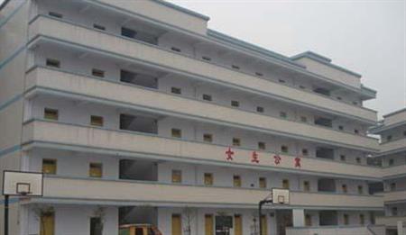 廣西職業(yè)技術(shù)學(xué)院校園圖片_大學(xué)圖片3
