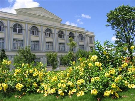 廣西東方外語職業(yè)學院校園圖片_大學圖片2