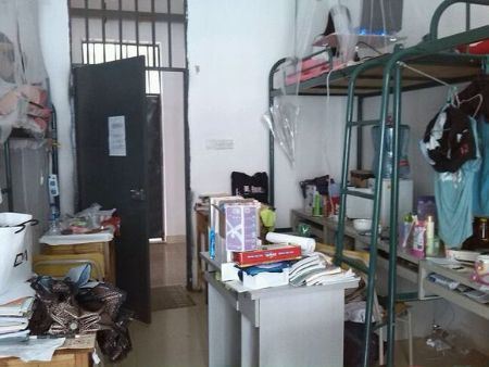 廣西演藝職業(yè)學(xué)院宿舍圖片_寢室圖片5