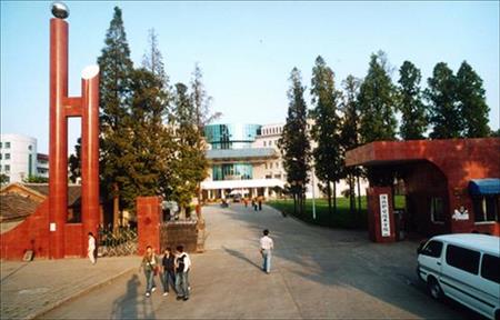 淮北職業(yè)技術學院校園圖片_大學圖片2