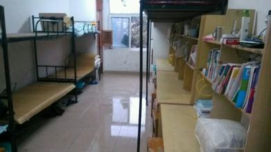 淮南職業(yè)技術(shù)學(xué)院宿舍圖片_寢室圖片8