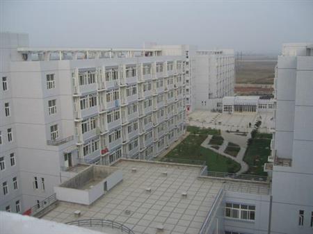 安徽電子信息職業(yè)技術(shù)學(xué)院校園圖片_大學(xué)圖片4
