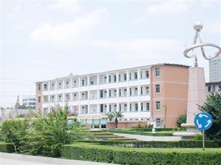 安徽郵電職業(yè)技術(shù)學(xué)院校園圖片_大學(xué)圖片2