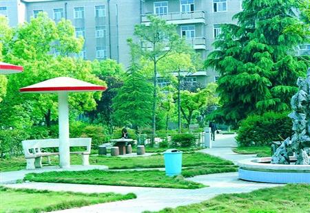湖北青年職業(yè)學(xué)院校園圖片_大學(xué)圖片3