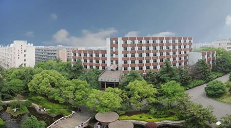 長沙環(huán)境保護職業(yè)技術學院校園圖片_大學圖片4