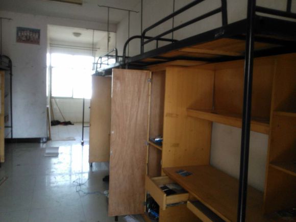 湖南城建職業(yè)技術學院宿舍圖片_寢室圖片6