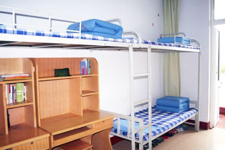 山東外國語職業(yè)學(xué)院宿舍圖片_寢室圖片7