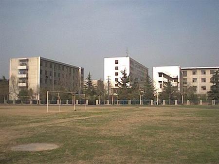 陜西財(cái)經(jīng)職業(yè)技術(shù)學(xué)院校園圖片_大學(xué)圖片2