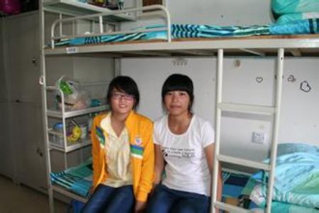 山西經(jīng)貿(mào)職業(yè)學(xué)院宿舍圖片_寢室圖片3