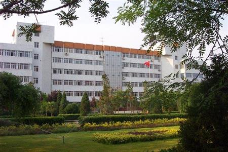河南建筑職業(yè)技術(shù)學(xué)院校園圖片_大學(xué)圖片2