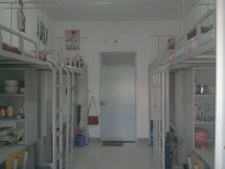 開封文化藝術(shù)職業(yè)學(xué)院宿舍圖片_寢室圖片6