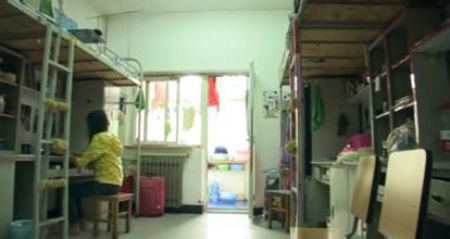 陜西服裝工程學(xué)院宿舍圖片_寢室圖片10