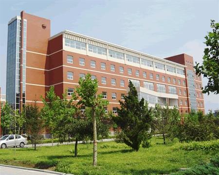河北大學(xué)校園圖片_大學(xué)圖片2