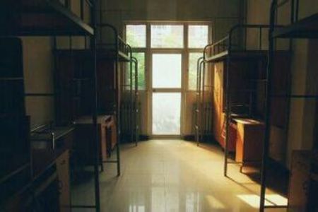 西安電子科技大學(xué)宿舍圖片_寢室圖片14