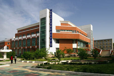 合肥工業(yè)大學(xué)校園圖片_大學(xué)圖片4