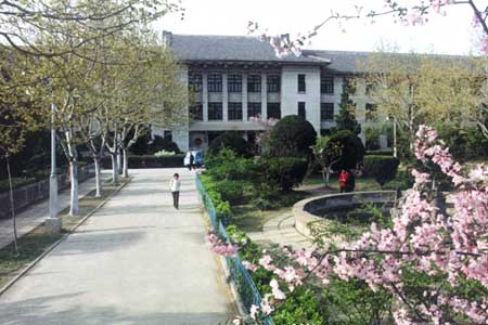 安徽農(nóng)業(yè)大學(xué)校園圖片_大學(xué)圖片4