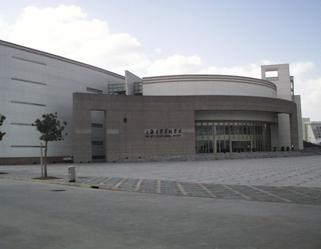 上海大學(xué)校園圖片_大學(xué)圖片4