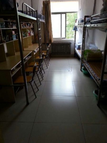 山東農業(yè)工程學院宿舍圖片_寢室圖片10